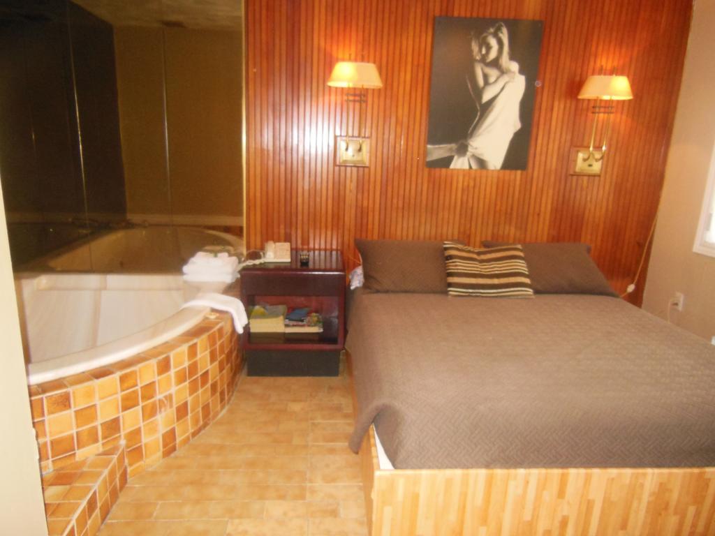 Motel Le Paysan Монреаль Экстерьер фото